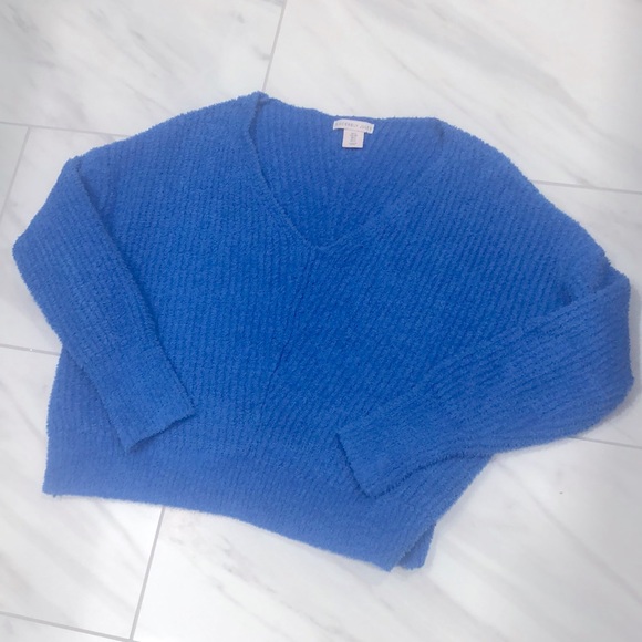Sincerely Jules cropped cobalt blue plush v-neck sweater - Picture 6 of 11
